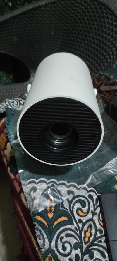 HY 300 PRO projector