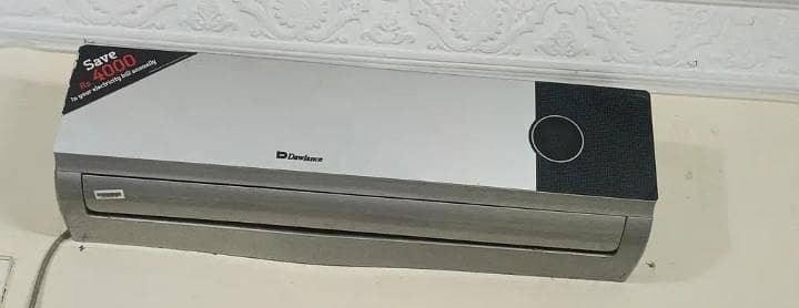 Dawlance 1 ton Non inverter Totally genuine No repier luch condition