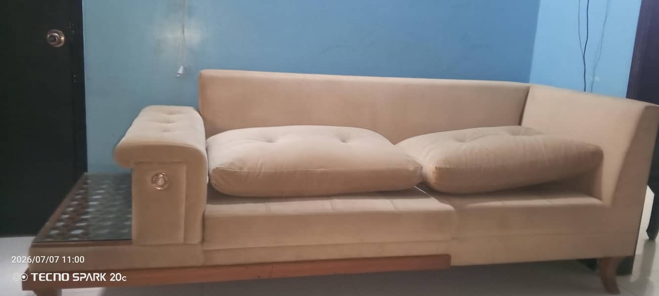 Sofa corner with table 5