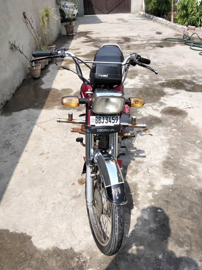 Honda CD70 22 MODEL