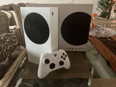 Xbox Series S 512Gb– Excellent Condition