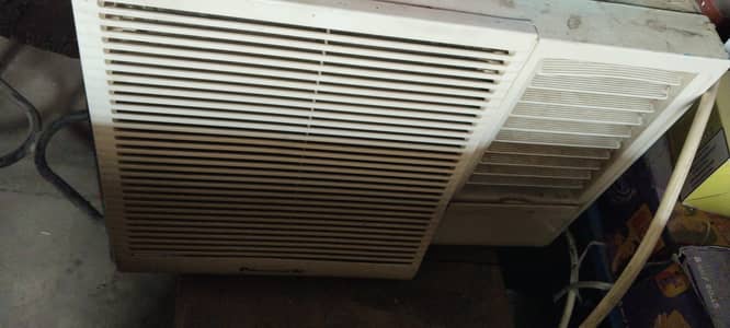 window ac 0.75 ton good condition