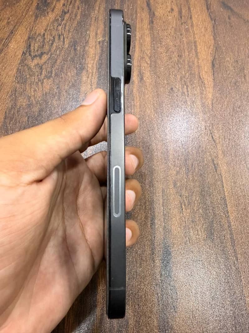 Apple iPhone 14 Pro Max 6