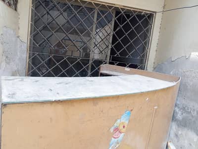 Wooden Shop Counter / Reception Desk for Sale (Used)