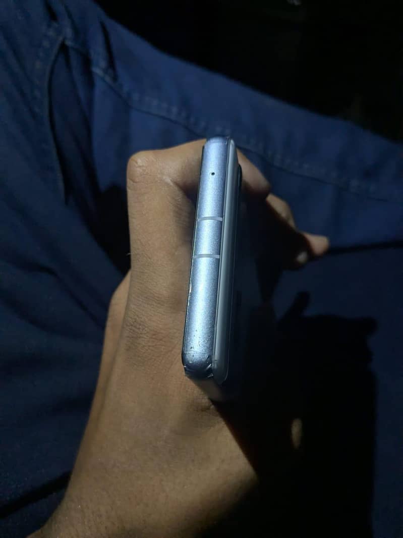 Google Pixel 7a 4