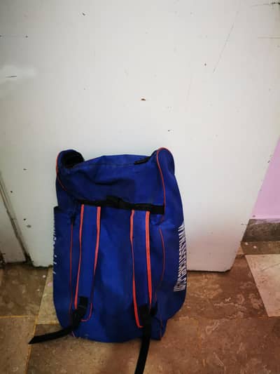 SS Sunridges Cricket Kit Bag in Good Condition for Sale