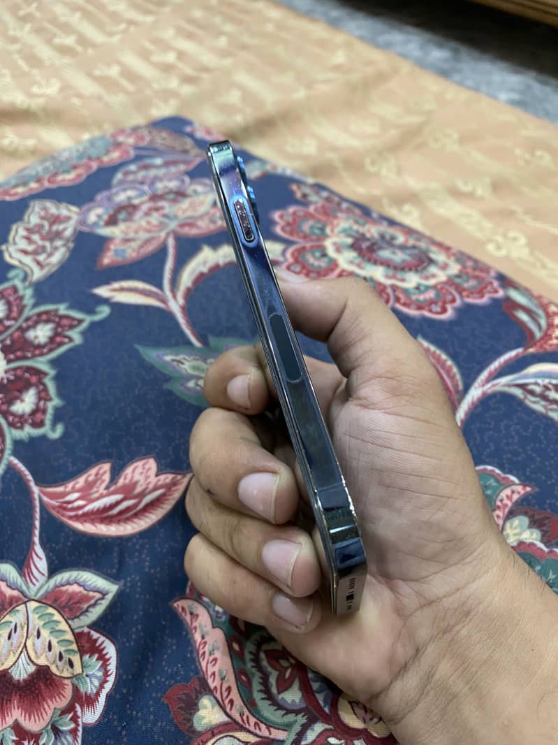Apple iPhone 12 Pro 7