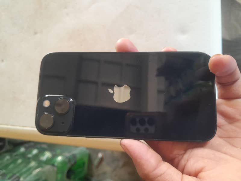 Apple iPhone 13 1