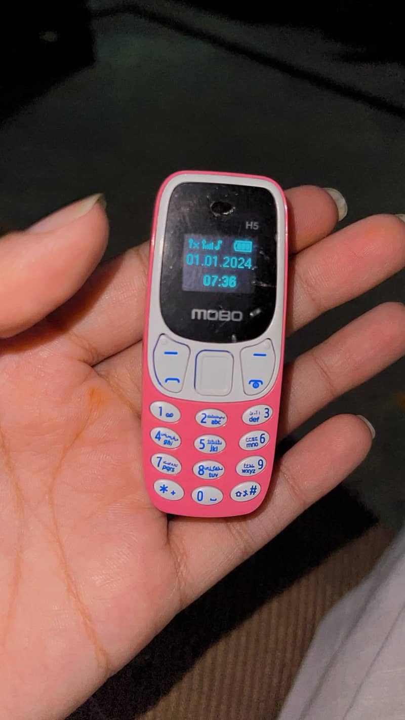 Mini small  Mobile 3