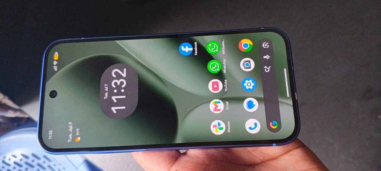 Google Pixel 10 | 10/10 Condition 5