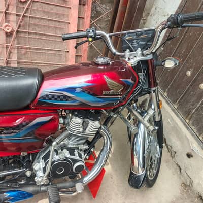 Honda CG 125 lush condition 10 by 10