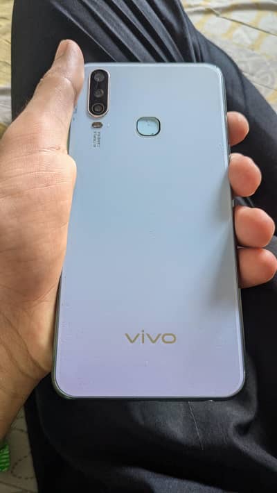Vivo Y17