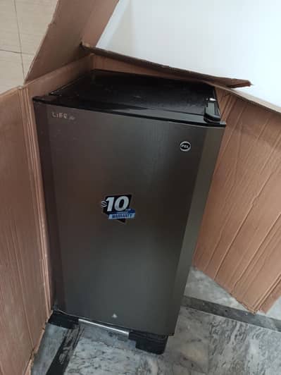 pel refrigerator in warranty 7 years