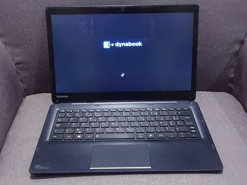 LAPTOP TOUCH SCHREEN 6
