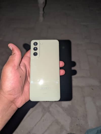 Samsung Mobile S21 FE
