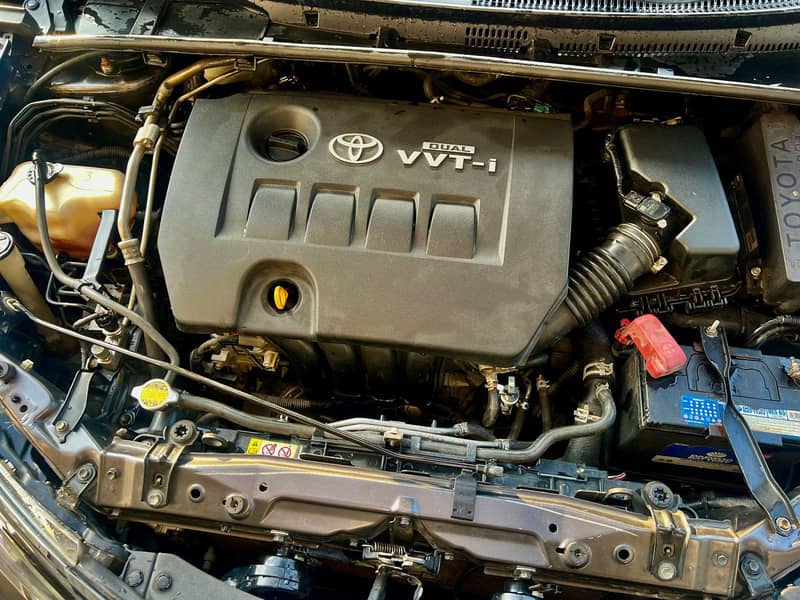 Altis 1.6 automatic 8