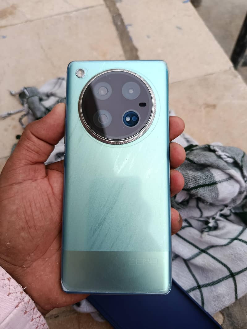 Infinix Zero 40 1