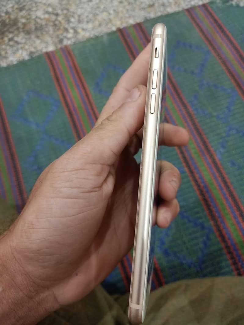 iPhone 8 plus 1