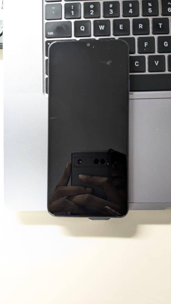 Realme Note 60 6
