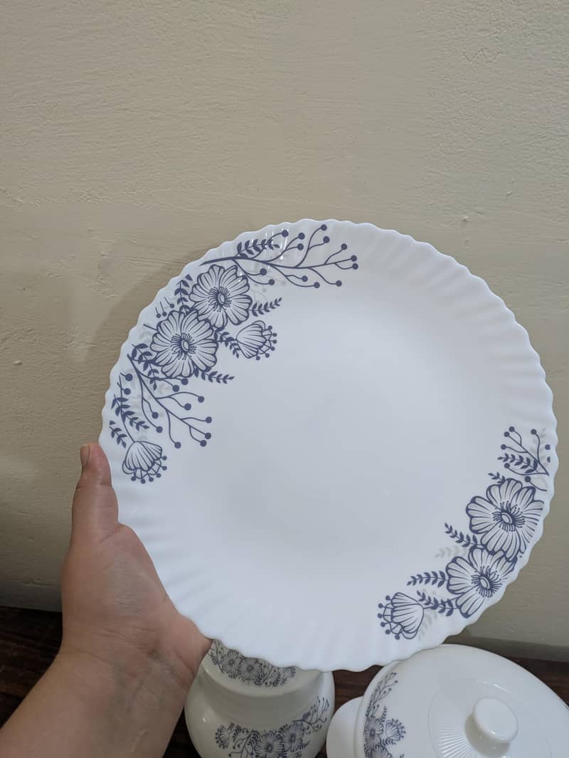 Dinner set 0