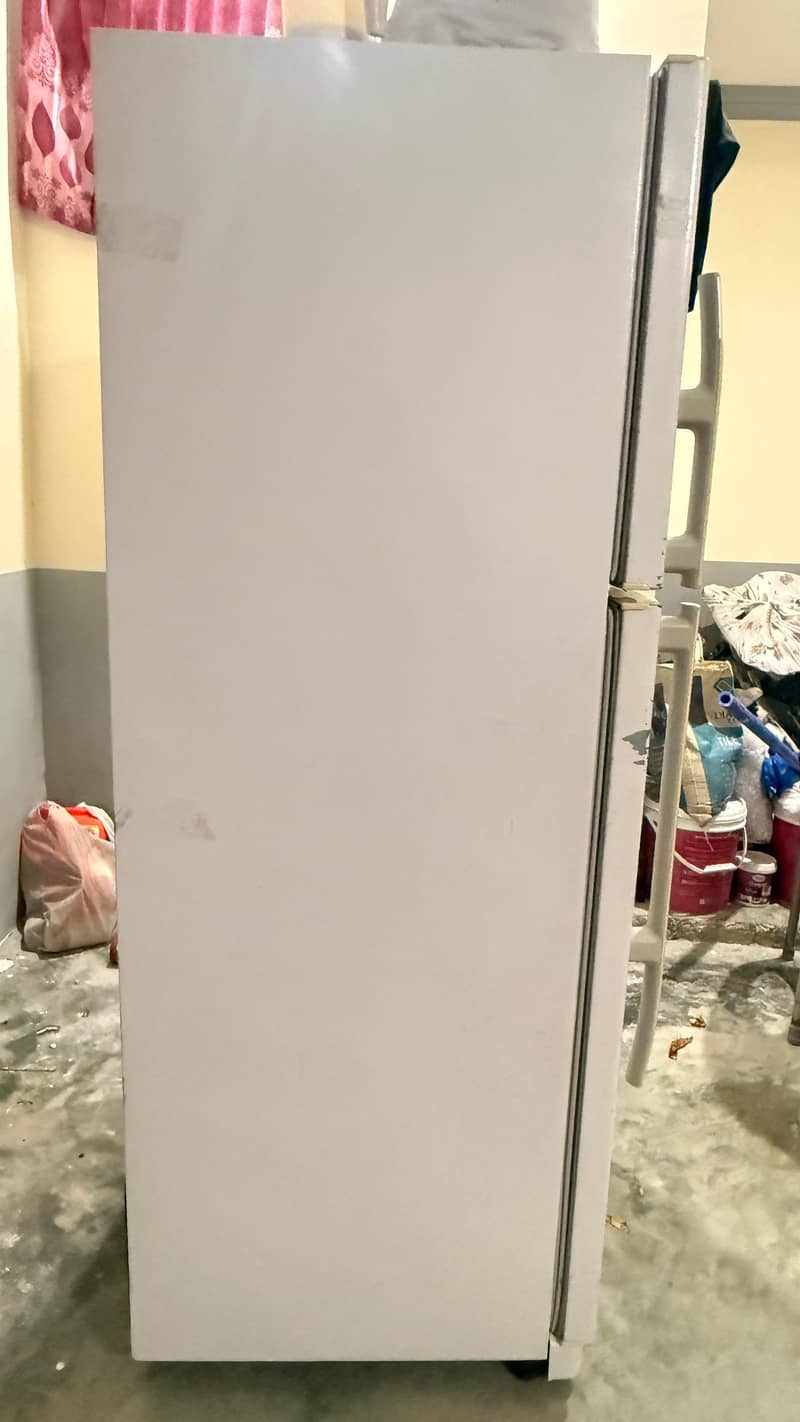 Refrigerator 15