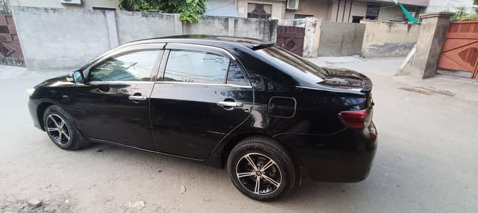 Toyota Corolla GLI 2013