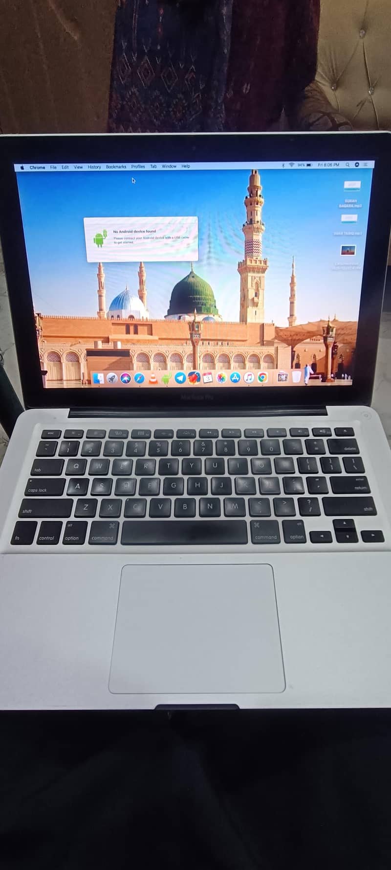 MacBook pro 2011 0