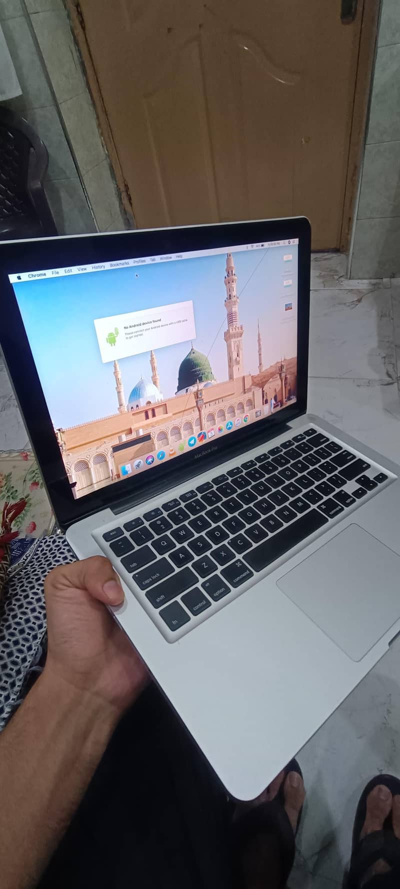 MacBook pro 2011 1