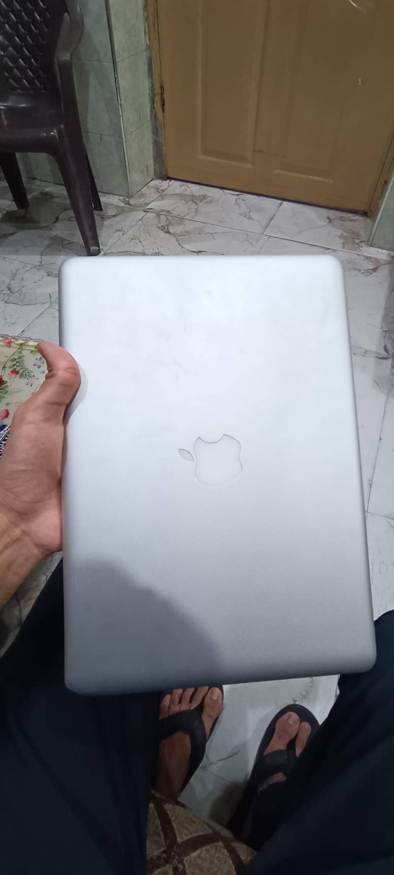 MacBook pro 2011 2