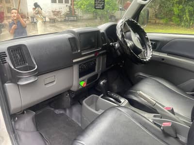 Nissan Clipper 2012