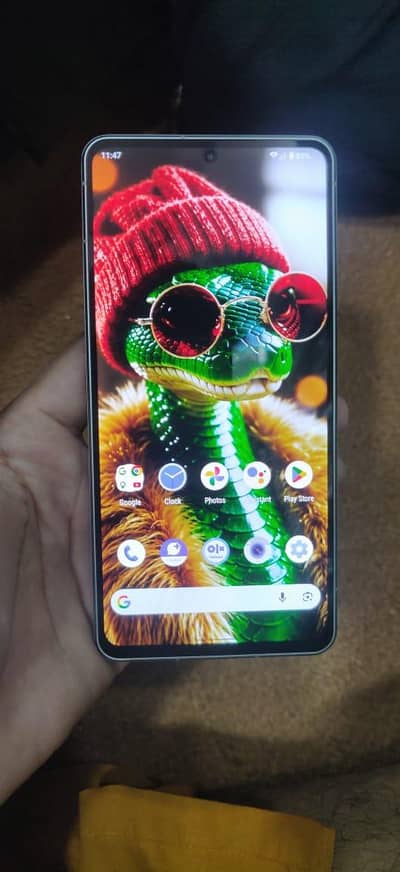 Sharp Aquos R7