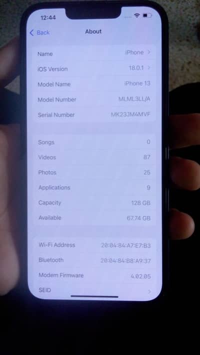 Apple iPhone 13