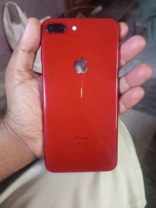 Apple iPhone 8 Plus 1