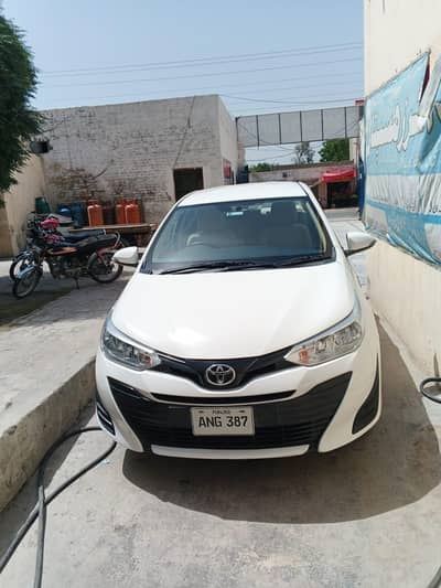Toyota Yaris 1.3   Manual 2023