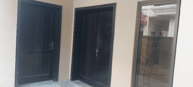 Garden Town 1 Kanal Mabel Flooring Dual Story 6 Bad D/D TVL Kitchen 6 Car Parking Silent Office