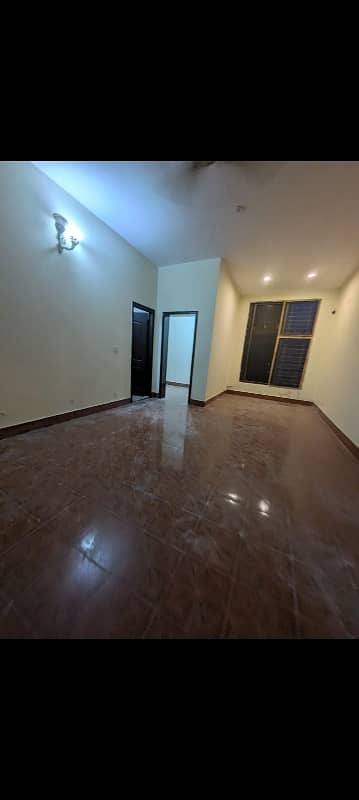 Garden Town 1 Kanal Double Storey 4 Bad D/D TVL Kitchen Wooden Marble Flooring Prime Location Esi Approach Office For Ideal
