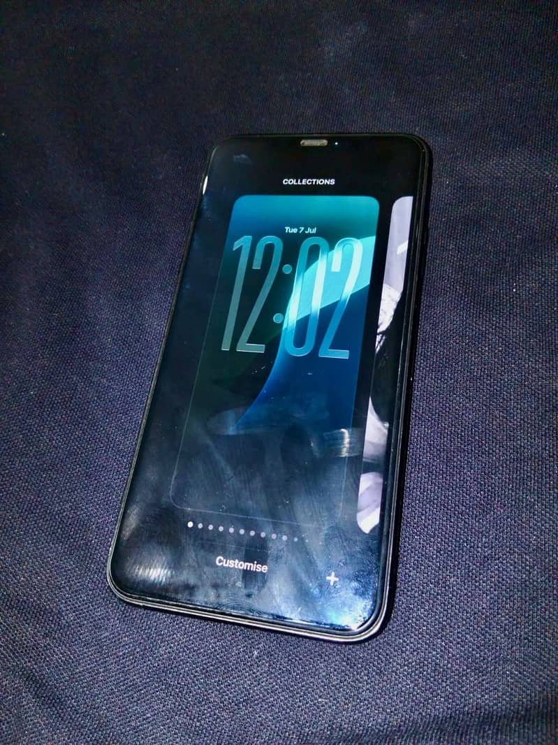 Apple iPhone 11 Pro Max 1