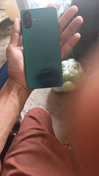 Samsung Mobile A04
