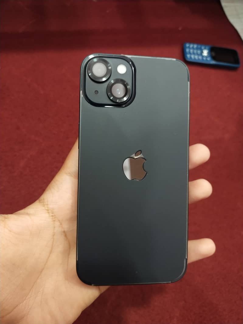 Apple iPhone 13 0