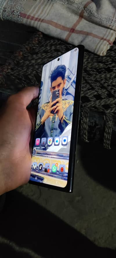 Samsung Galaxy S22 ultra 8Gb/128Gb Excellent look