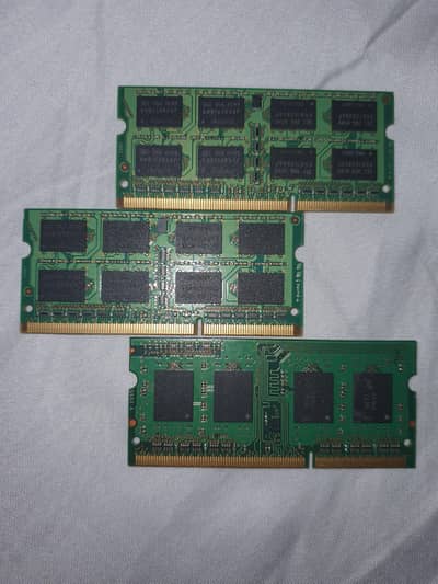 DDR3 RAM PC3 8gb and 4gb for sale urgent