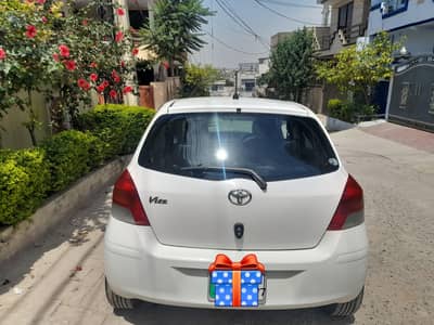 Toyota Vitz 2009 (0334 8817377)