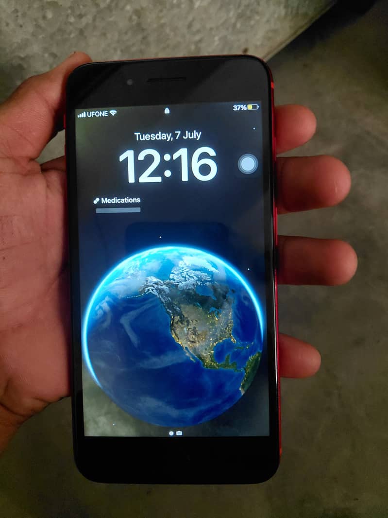 Apple iPhone 8 Plus 1