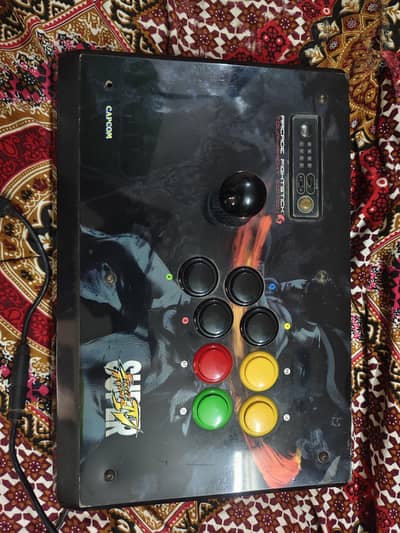 Mad Catz Super Street Fighter Arcade FightStick Tournament Edition,