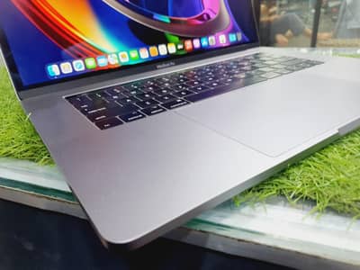 Macbook pro 2018 15 inch
