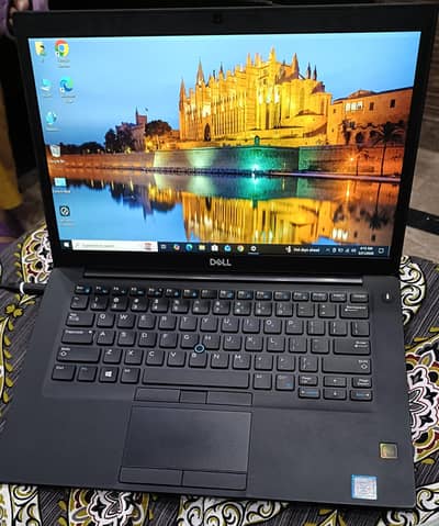 Dell Laptop Intel Core i7 8th Generation 8GB Ram 256 GB SSD