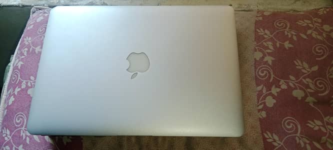 MAC Book Air 2017 | Core i5 | 8GB Ram | 256GB SSD | for sale