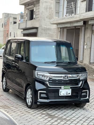 Honda N Box Custom 2022
