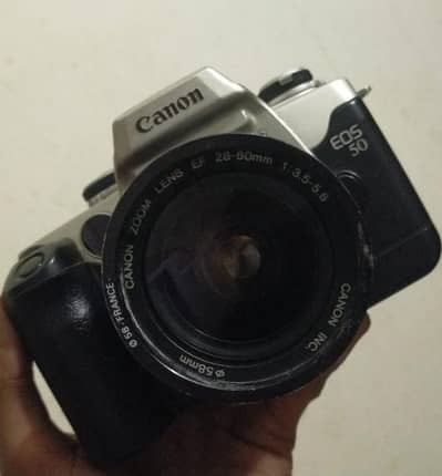 Canon eos 50 condition look like a new camera