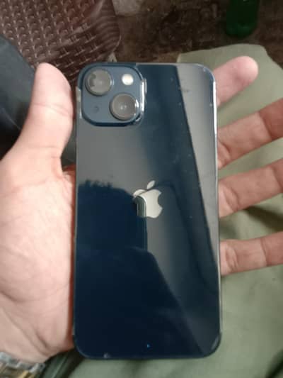 Apple iPhone 13